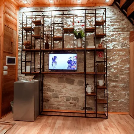 Duplex Viktoria Gjirokastër